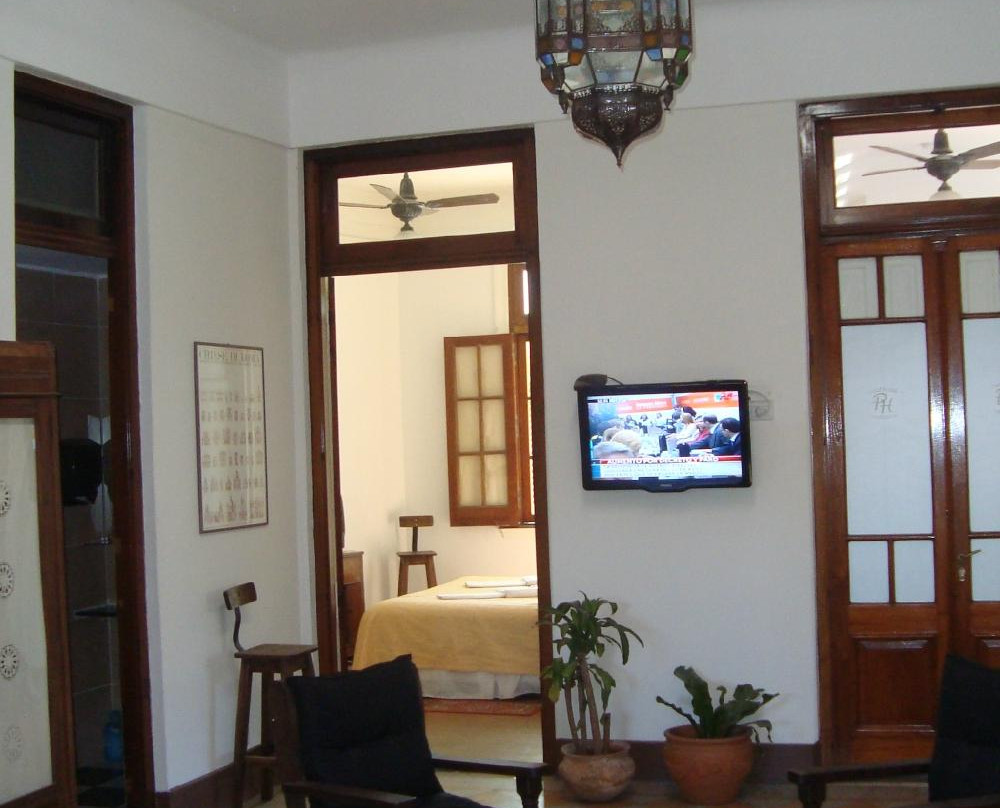 Petit Hostel Frente al Rio主图