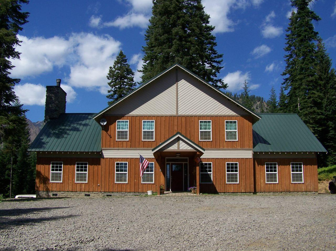 Cornucopia Lodge