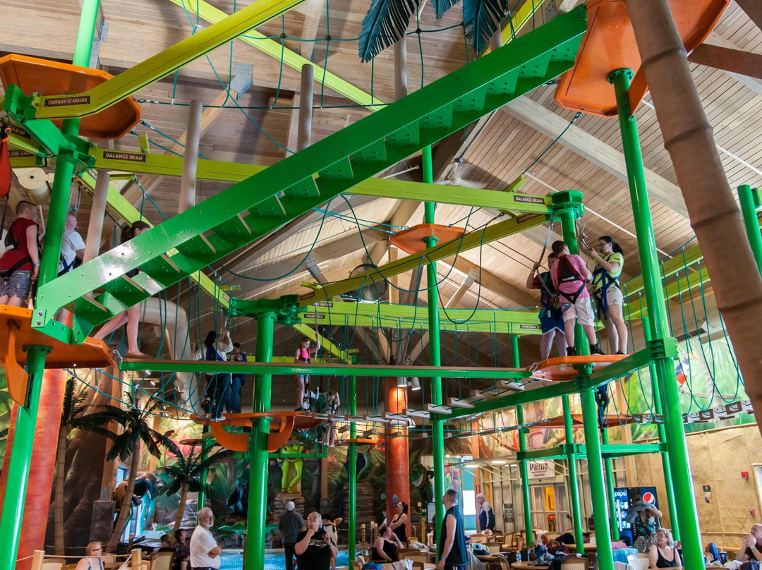 拍礁室内水上度假公园-伊利必去景点