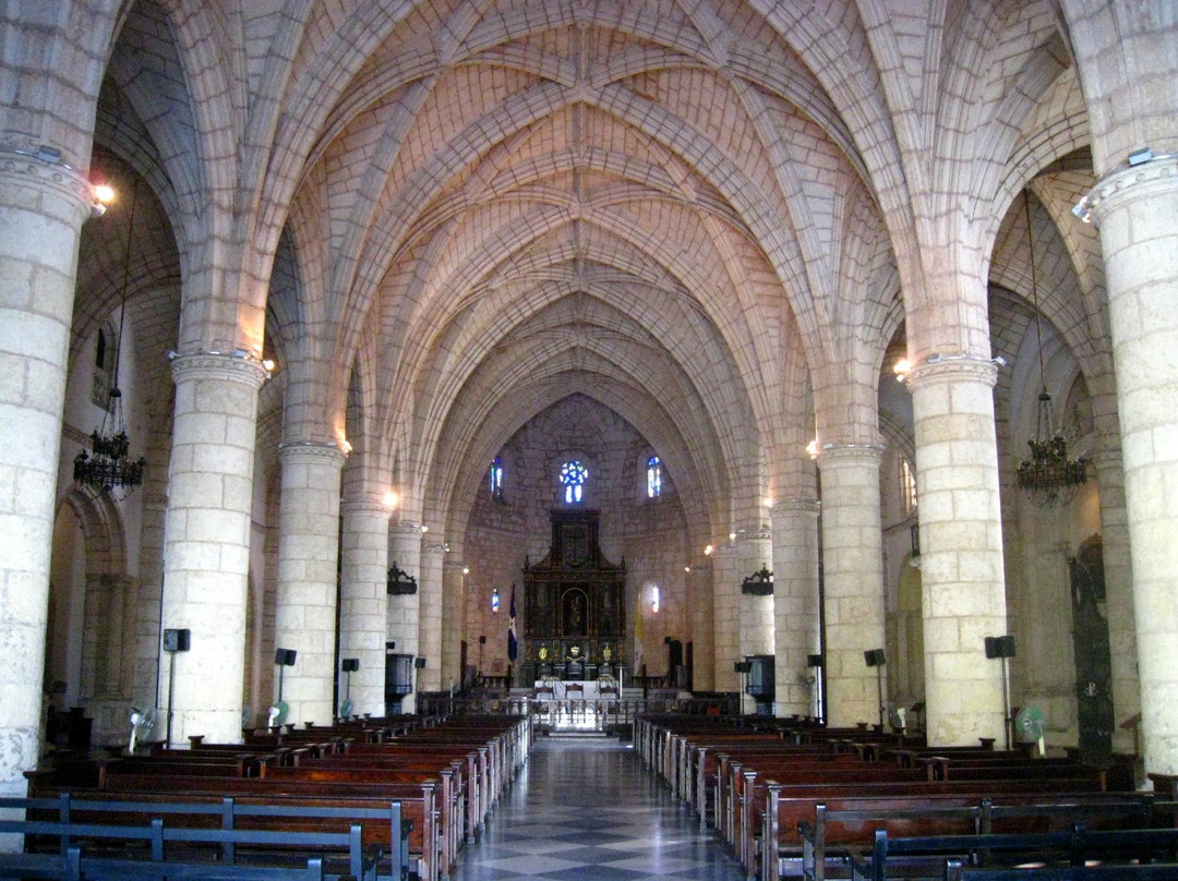 Basilica Cathedral of Santa Maria la Menor-圣多明哥必去景点