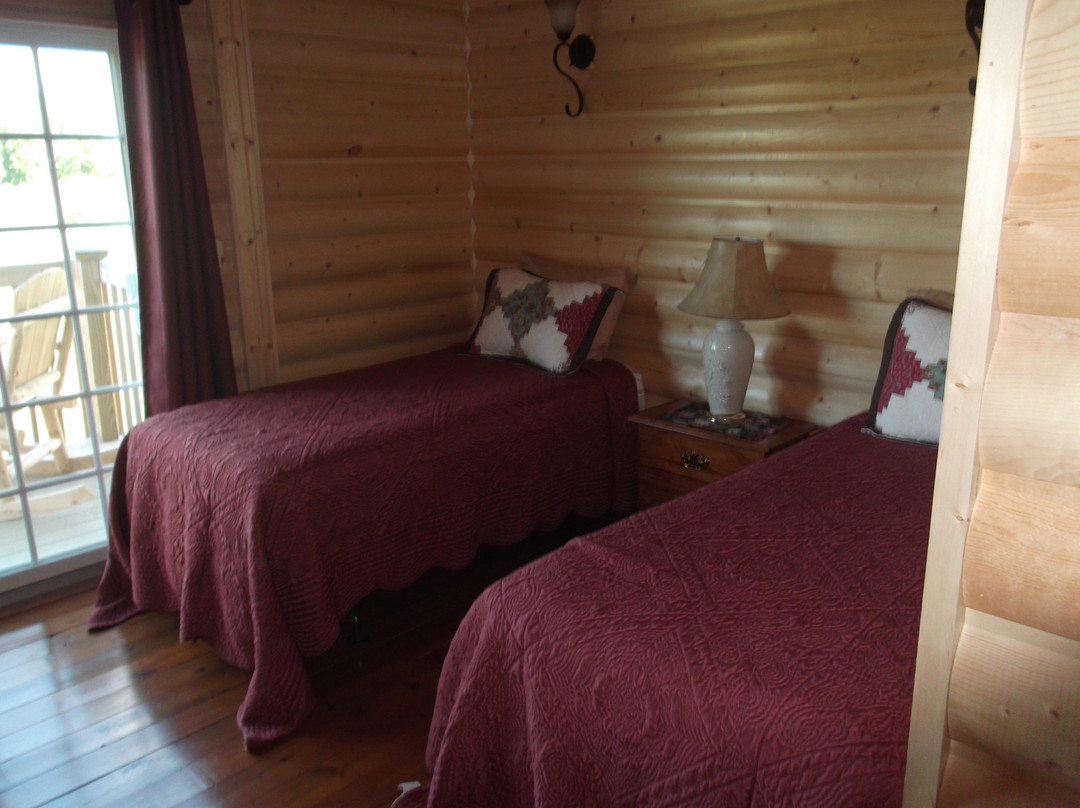 Fly Inn Lodge