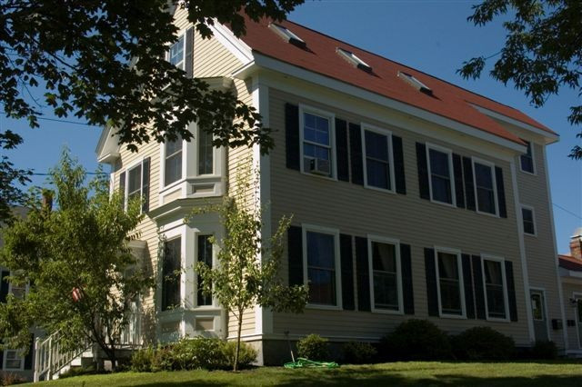 Applewood Inn
