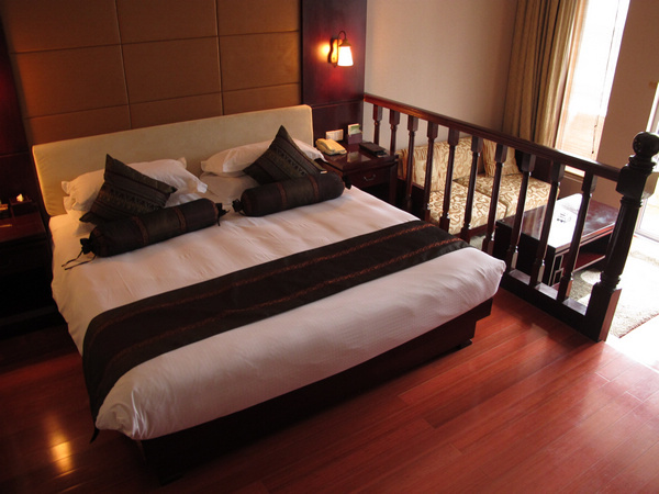 杭州蓝天清水湾酒店（西湖雷峰塔店）-客卧