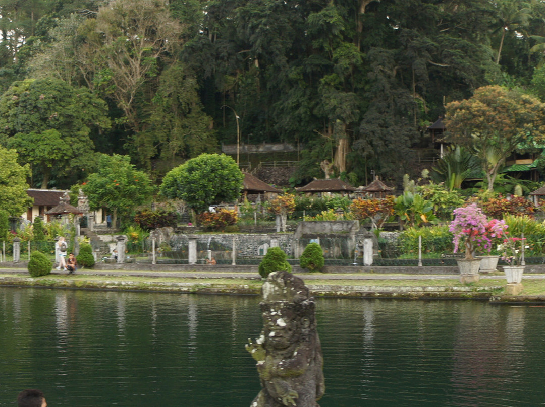 蒂尔塔冈加-卡朗阿森必去景点