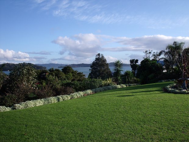 Woodlands By the Sea-官方