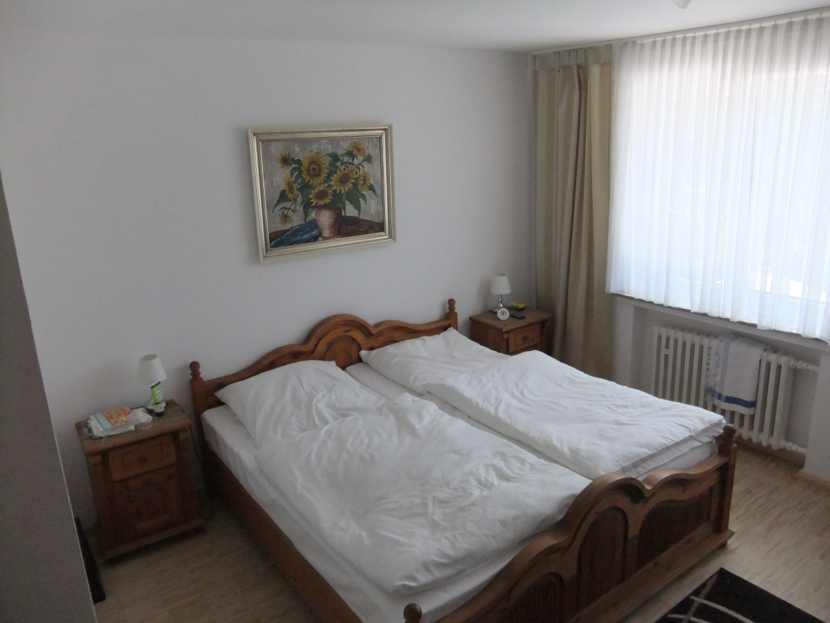 Im Tannenhof-客卧