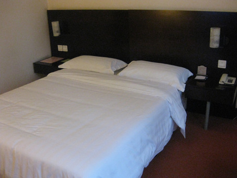 上海全季陆家嘴八佰伴店主图