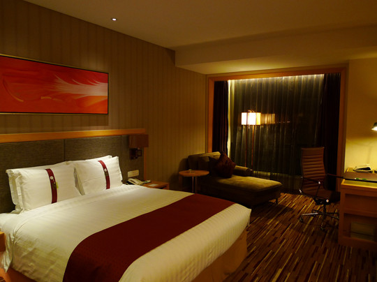 上海大华锦绣皇冠假日酒店主图