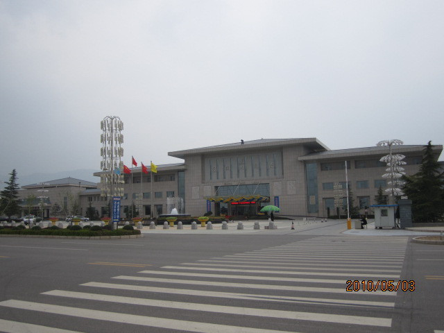 广成大酒店主图