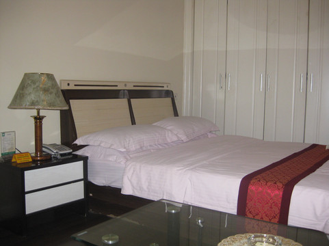 在水一方商务酒店（成都天府广场地铁站店）主图