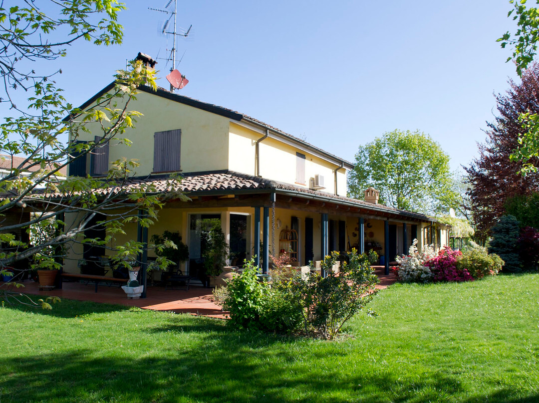 Strada Per Bacedasco酒店住宿-Villa Bellaria B&B