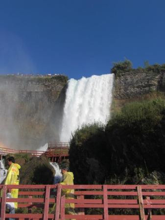 新娘面纱瀑布-尼亚加拉大瀑布必去景点