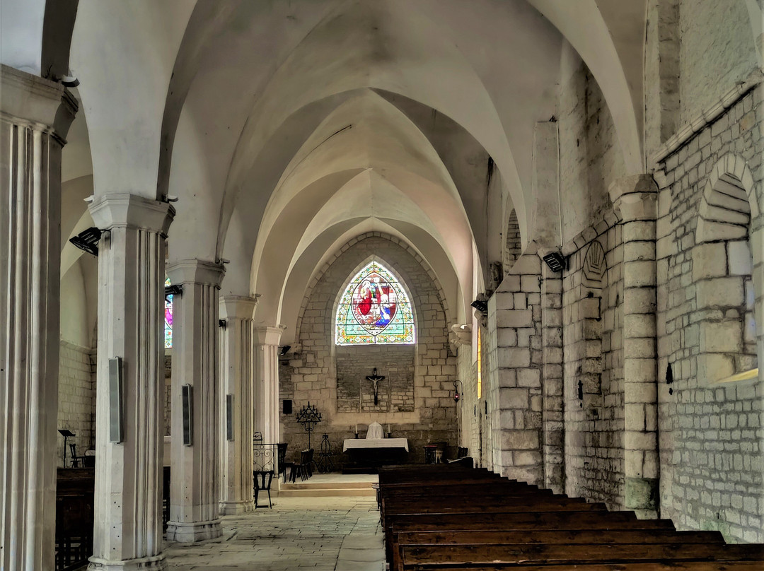 Eglise Saint-Symphorien-Saint-Symphorien必去景点