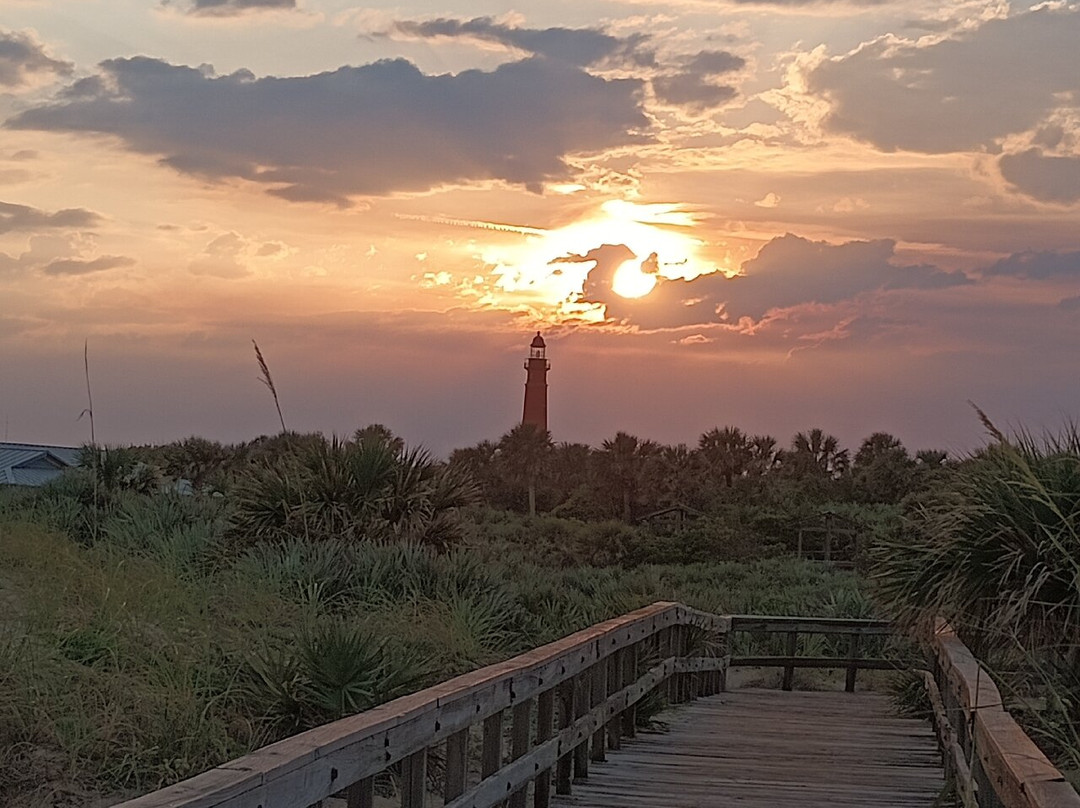 Ponce Inlet Jetty景点图片