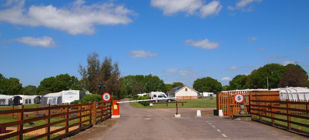 Woolsbridge Manor Farm Caravan Park