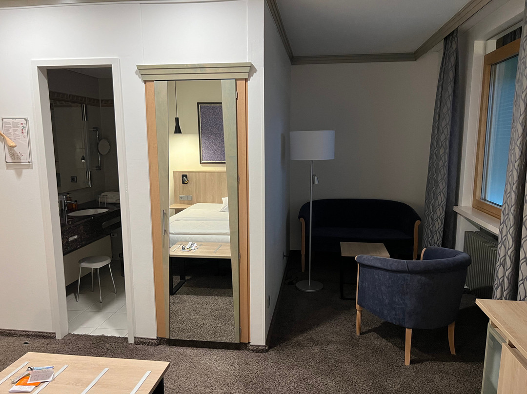 Kronenhotel Stuttgart主图