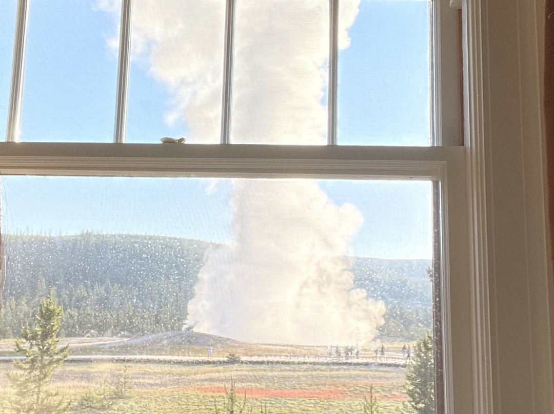 老忠实客栈主图