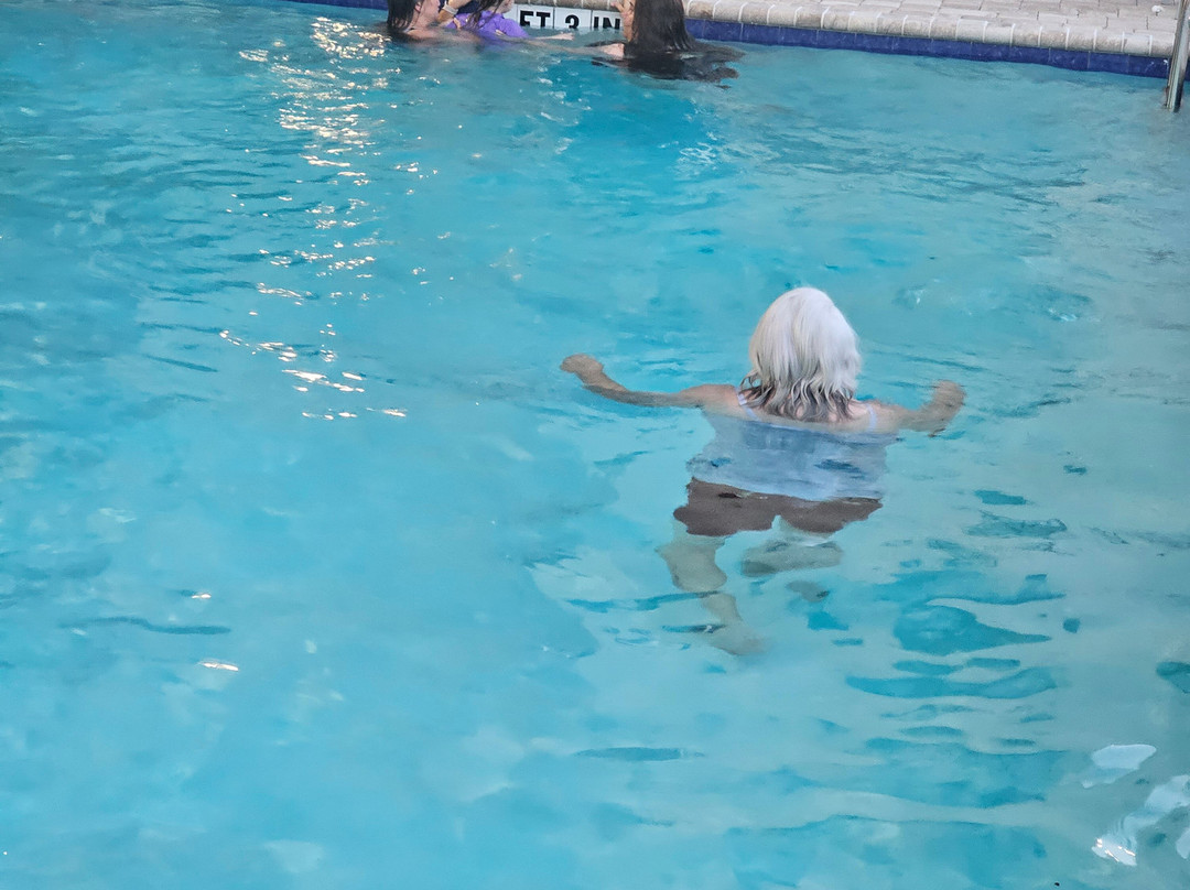 Comfort Suites Gainesville Near University主图