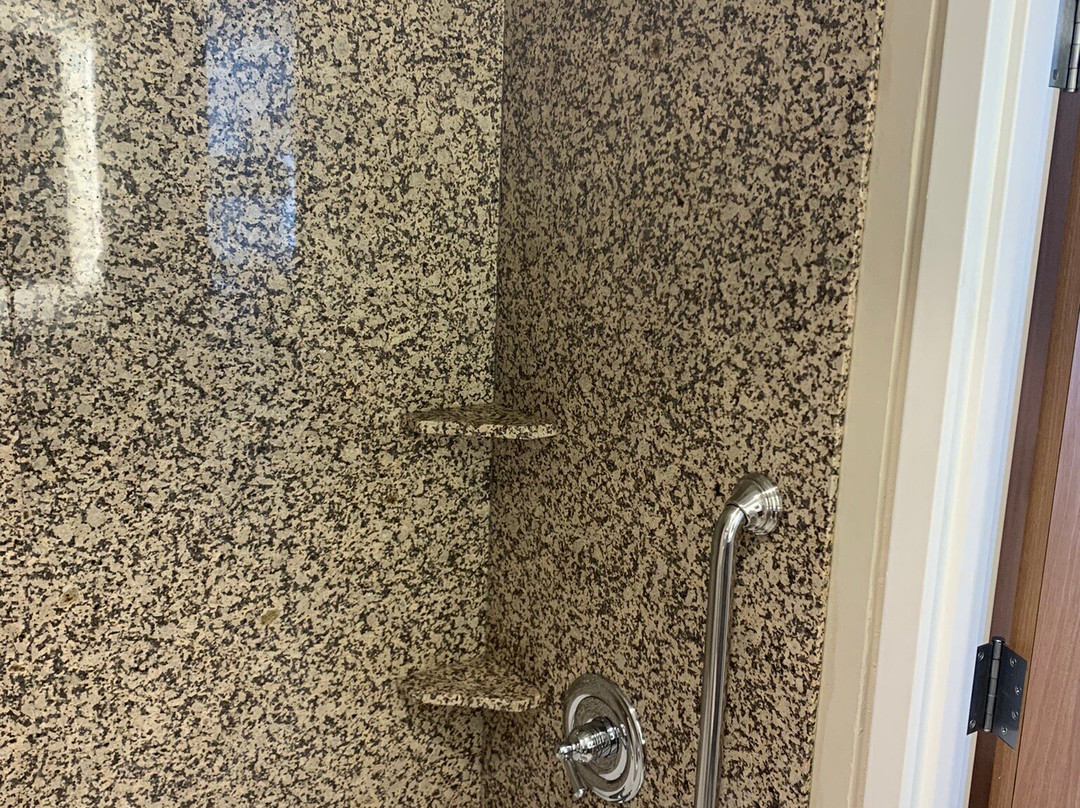 Holiday Inn Morgantown - University Area by IHG主图