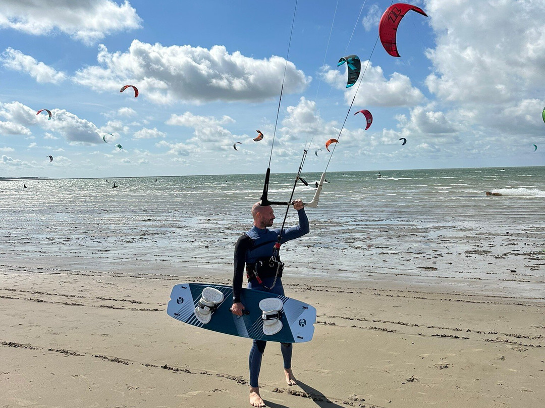 Kbc Brouwersdam Kitesurf & Wingfoil-Noordwelle必去景点