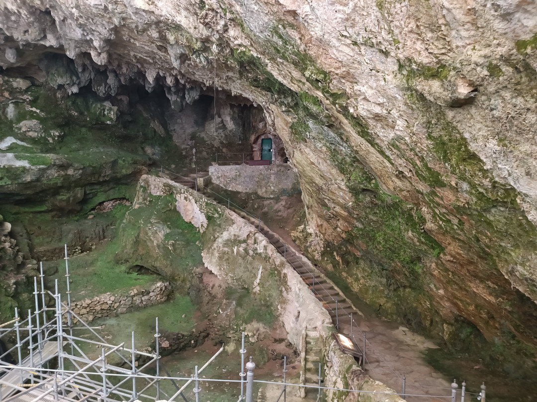 Cave of El Castillo-Puente Viesgo必去景点