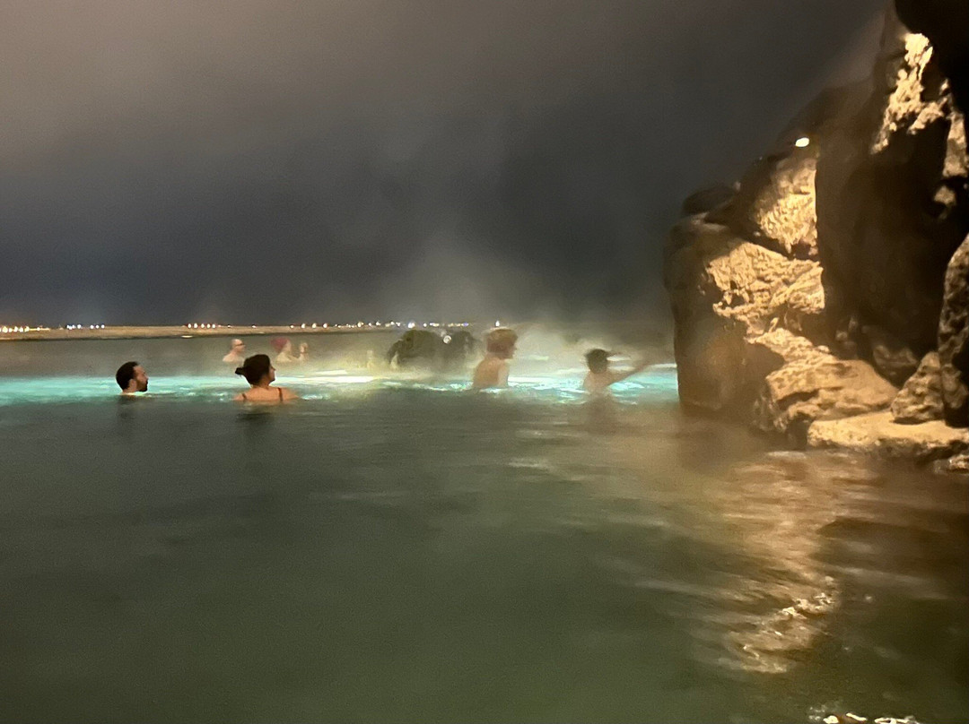 Marina Travel - Hofn-赫本必去景点