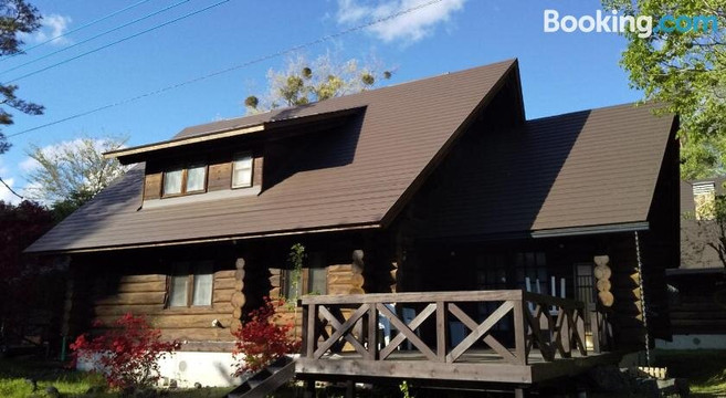 乌鲁贝村出租山林小屋主图