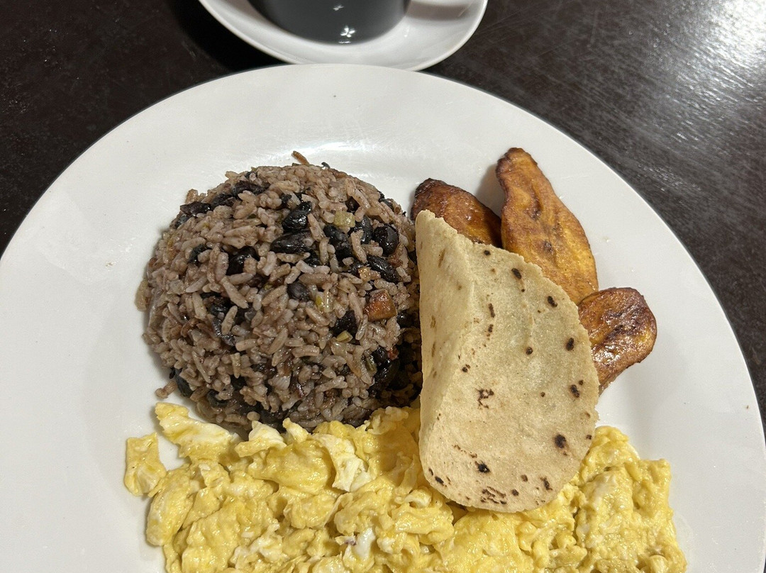 Aventuras Costa Rica-Atenas必去景点