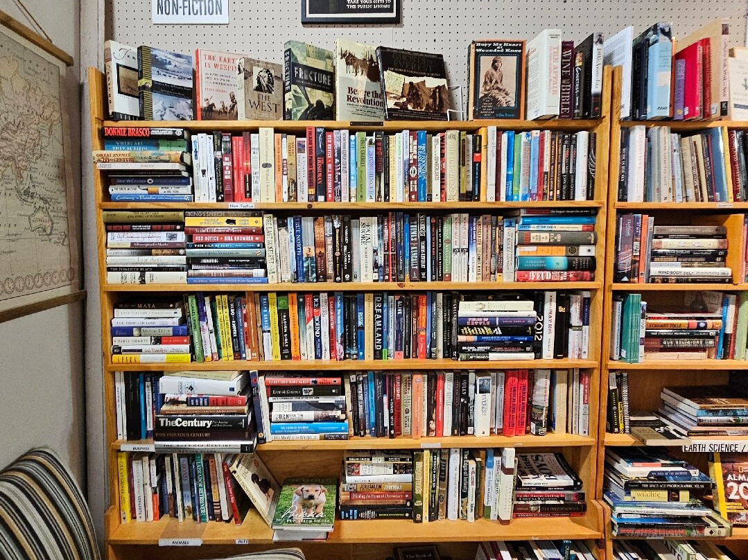 Joy of Books景点图片