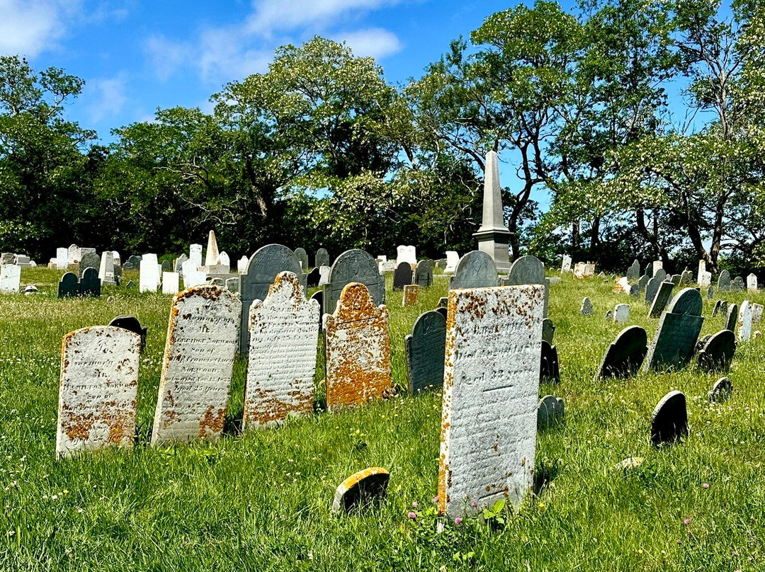 Old First Parish Burying Ground景点图片