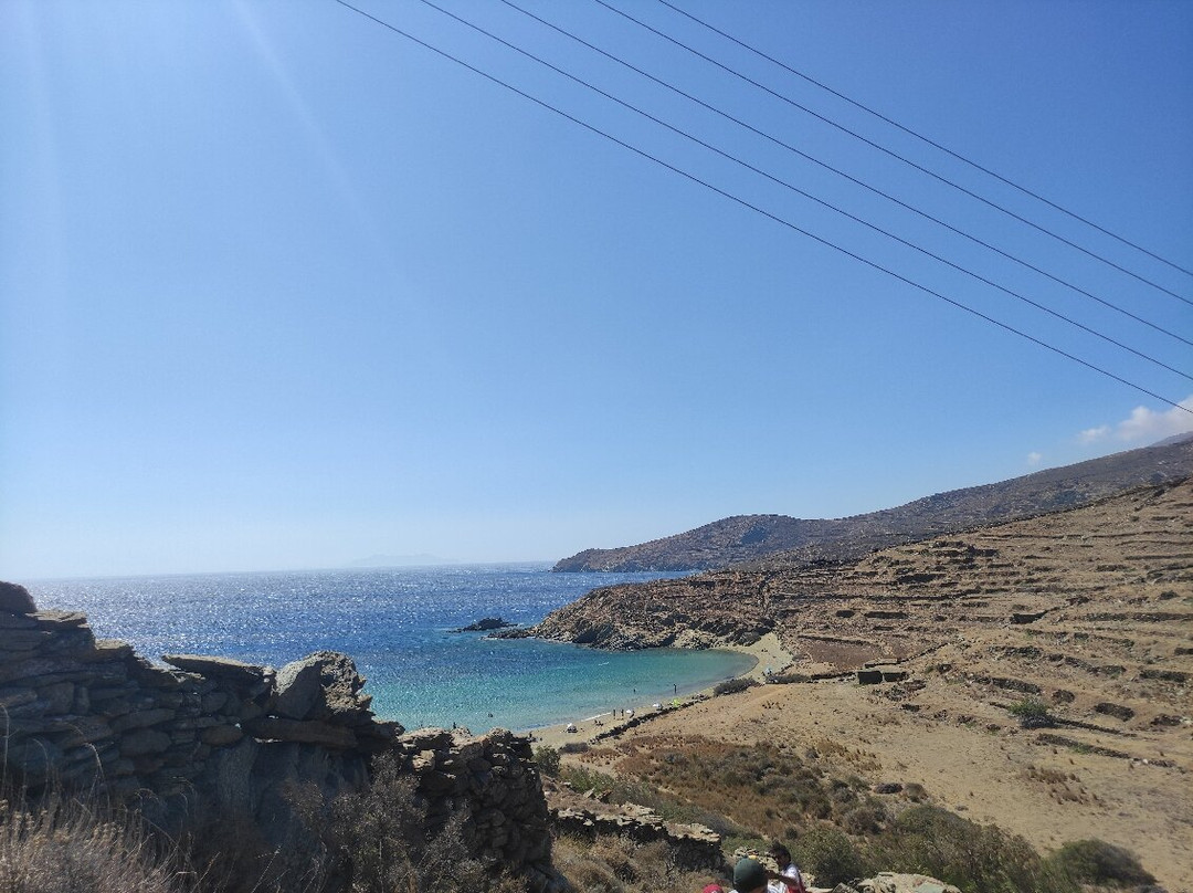 Apigania Beach景点图片