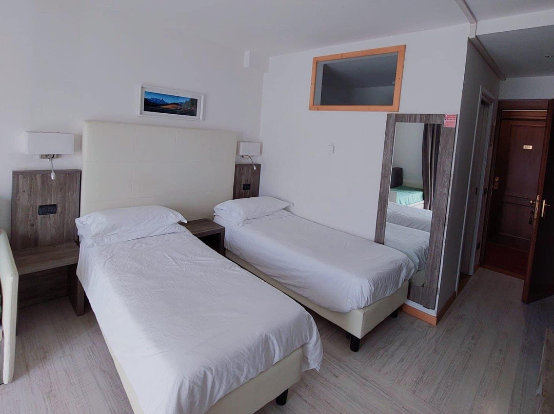 Hotel Le Soleil主图