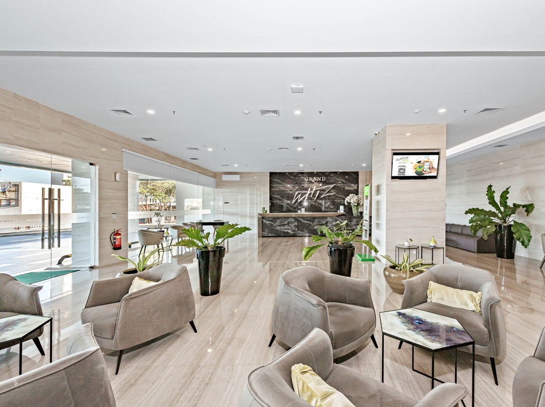 Grand Whiz Megamas Manado