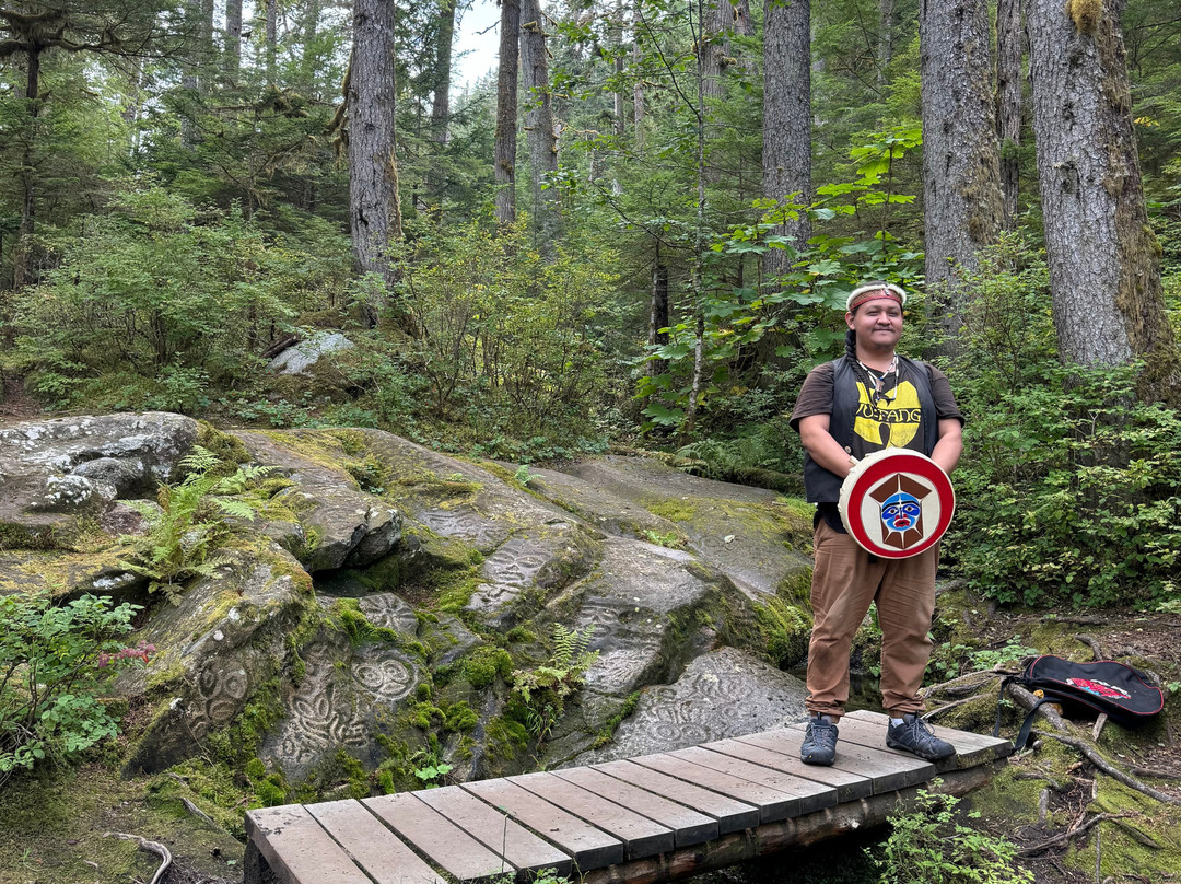 Copper Sun Gallery & Journeys-Bella Coola必去景点