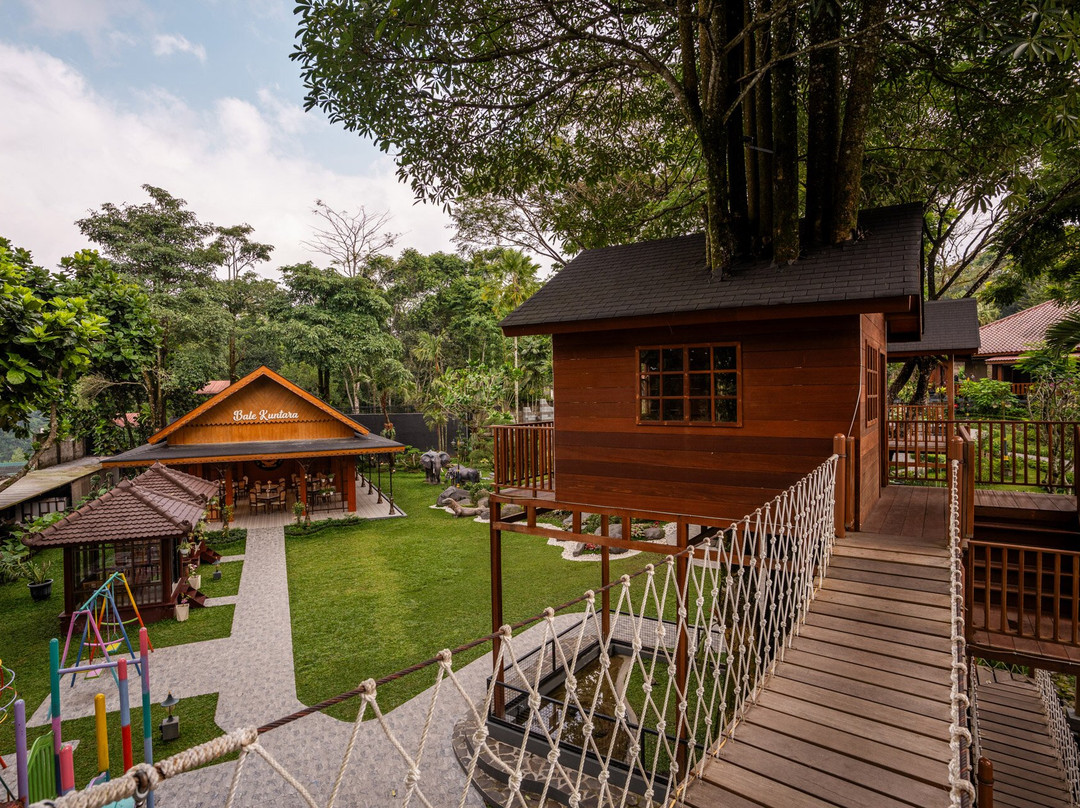 格莱亚佩萨达酒店主图