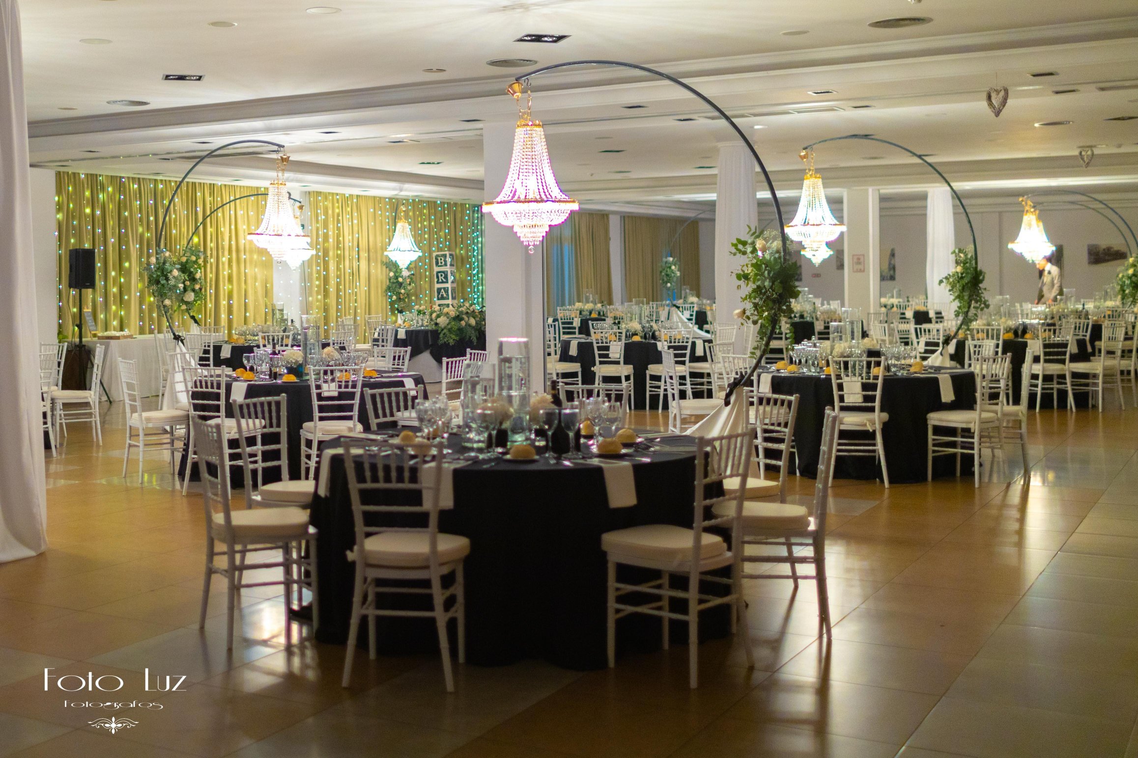 蒙特拉广场酒店-商务中心/多功能厅