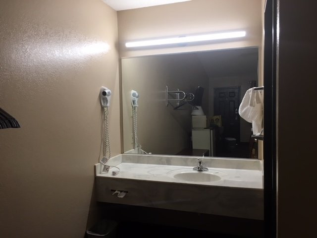 Owensville Motor Inn主图