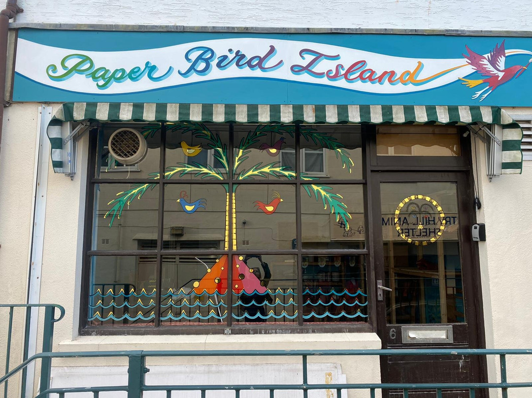 Salcombe旅游景点-Paper Bird Island