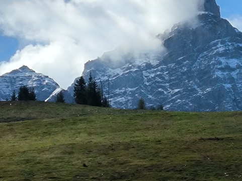 格鲁班霍夫宾馆主图