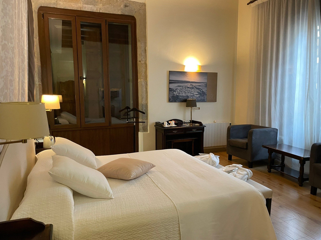 Hotel Cardenal Ram主图