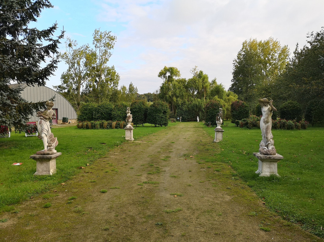 Chateau Du Colombier主图