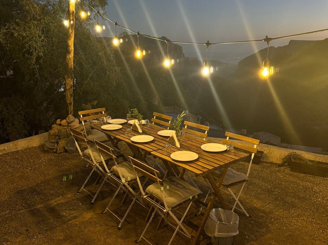 Sightseeing tour in Jabal Akhdar with Soprano-Jabal Akhdar必去景点