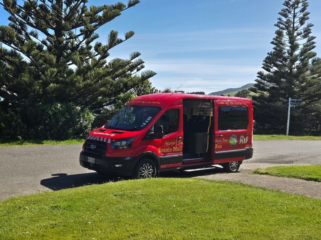 Akaroa's Eastern Bays Scenic Mail Run景点图片