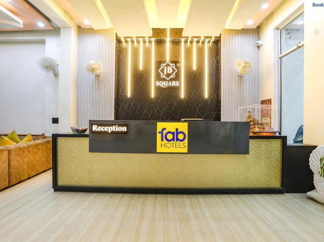 Fabhotel Jb Square Resort