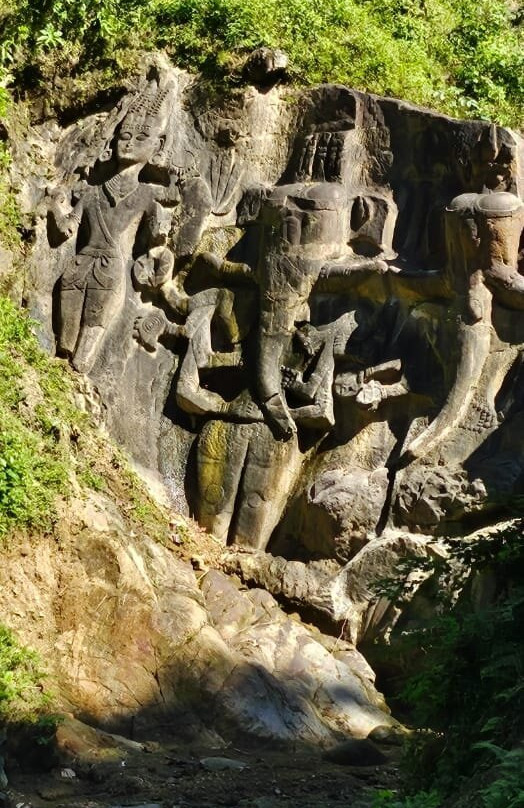 Unakoti Rock Carvings景点图片