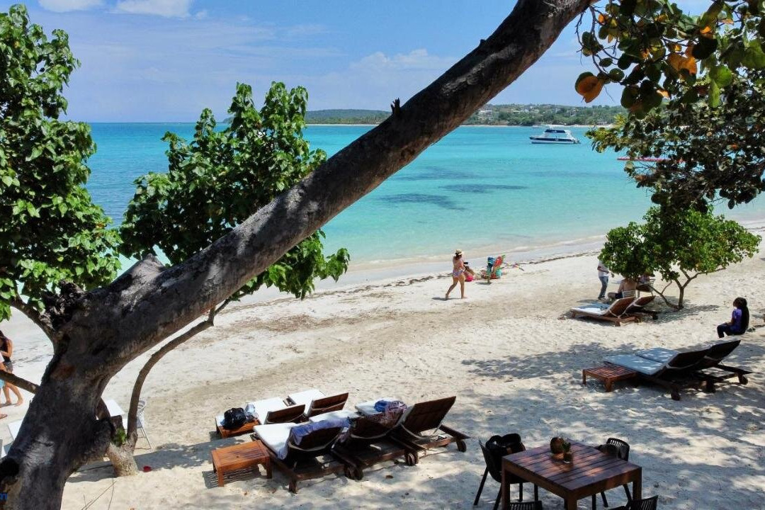 Blue Island Punta Rucia