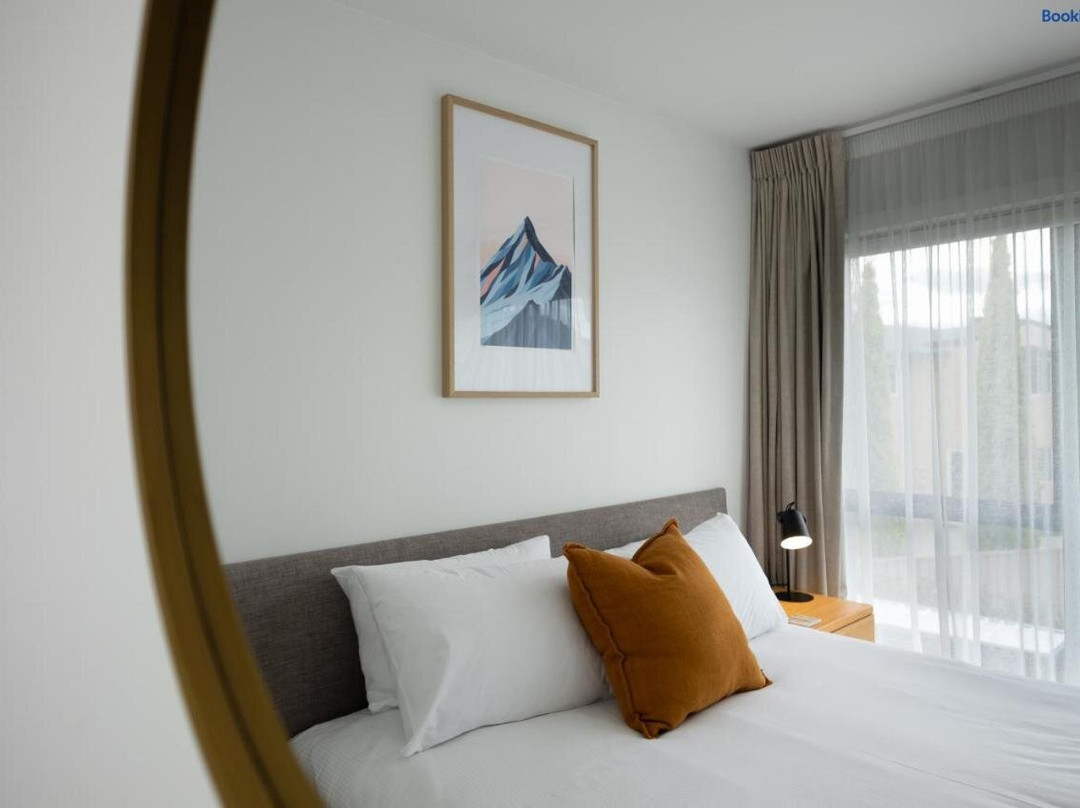 Luggate酒店住宿-Alpine Junction Townhouse Apartments, Lodge & Hotel