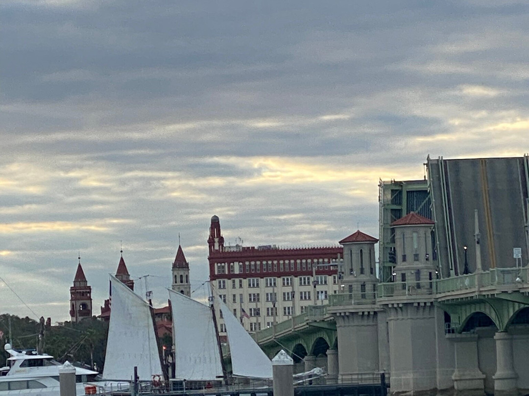 Marker 8 Hotel & Marina主图