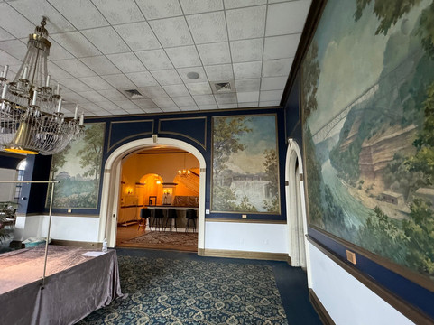 百老汇旅馆主图