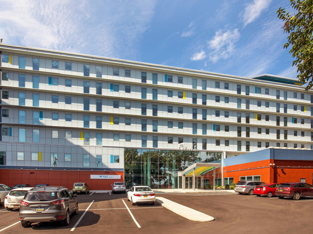 Aloft New York Laguardia Airport主图